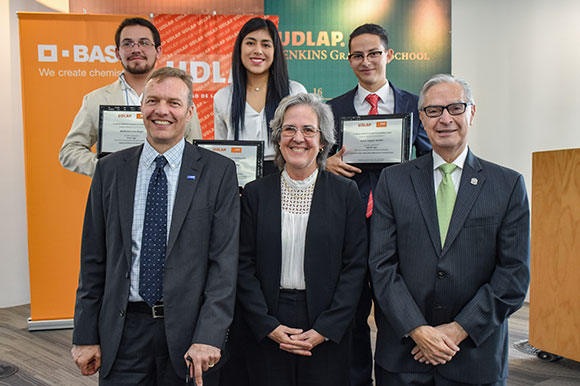 UDLAP y BASF reconocen a ganadores del premio universitario Construyendo Soluciones Sustentables