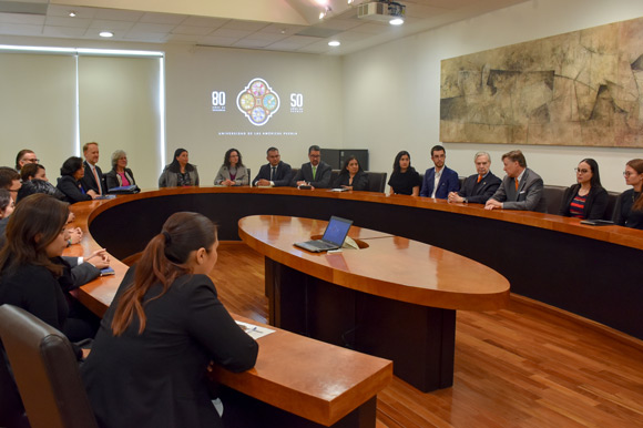 La UDLAP se honra con la visita del embajador de Estados Unidos 