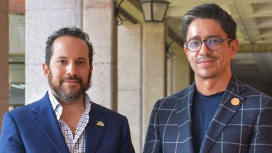 Los mercadólogos, diseñadores y comunicólogos próximos a egresar, deben comprender que las empresas de hoy necesitan una convivencia entre lo digital y lo impreso; si bien lo digital es más visto, de bajo costo y moldeable, lo impreso le da legitimidad a la marca y producto.