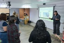 Estudiantes de Musica de la UDLAP participan en clase magistral de piano.