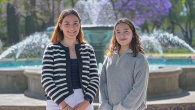 Estudiantes UDLAP presentando proyecto de inyeccion sin aguja en FEMECI 2026.