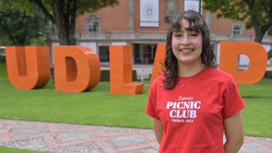 Karla Lucía Delgado Hernández, estudiante de la Licenciatura en Literatura de la UDLAP, participante del XVIII Curso de Creación Literaria Xalapa 2026.