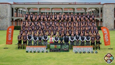 Equipo de futbol americano Aztecas UDLAP reunido en el campo durante su presentación para la temporada 2026 de los 14 Grandes de la ONEFA.